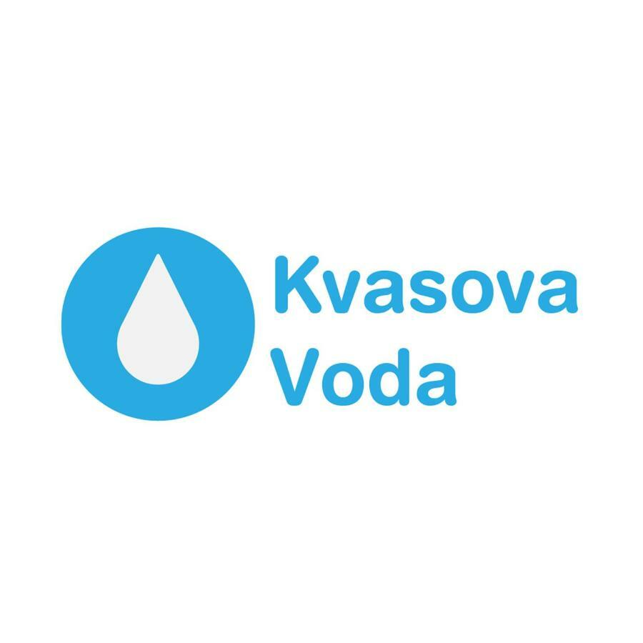 Kvasova Voda ポリアナ エクステリア 写真